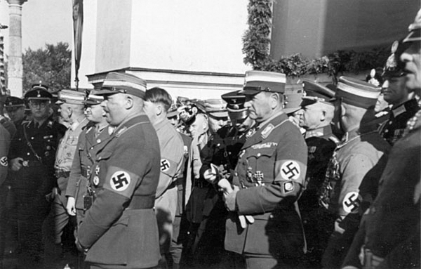 Ernst Röhm, Adolf Hitler and Franz Ritter von Epp at Kelheim's Befreiungshalle